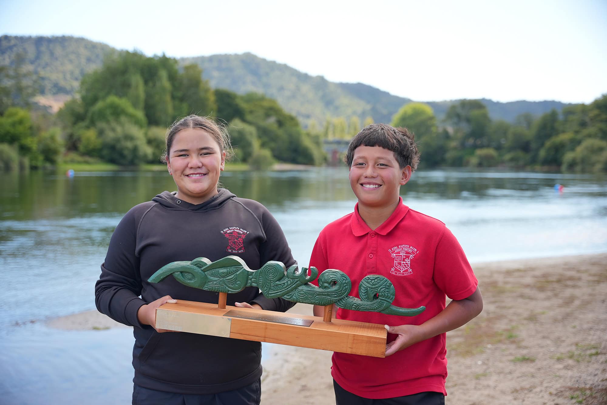 waikato river org riverbanks humming at regatta